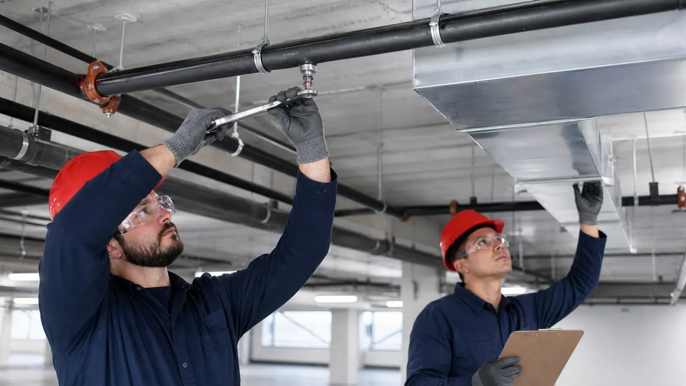 Kiểm tra khoảng cách và lắp đầu phun đúng dụng cụ